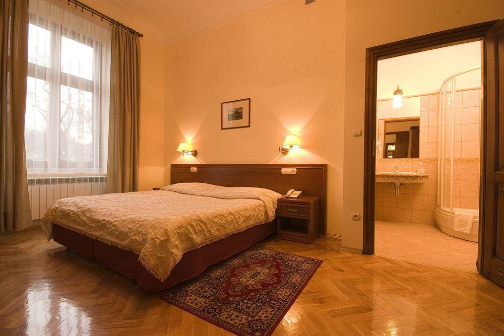 Aparthotel Basztowa Krakau Exterior foto