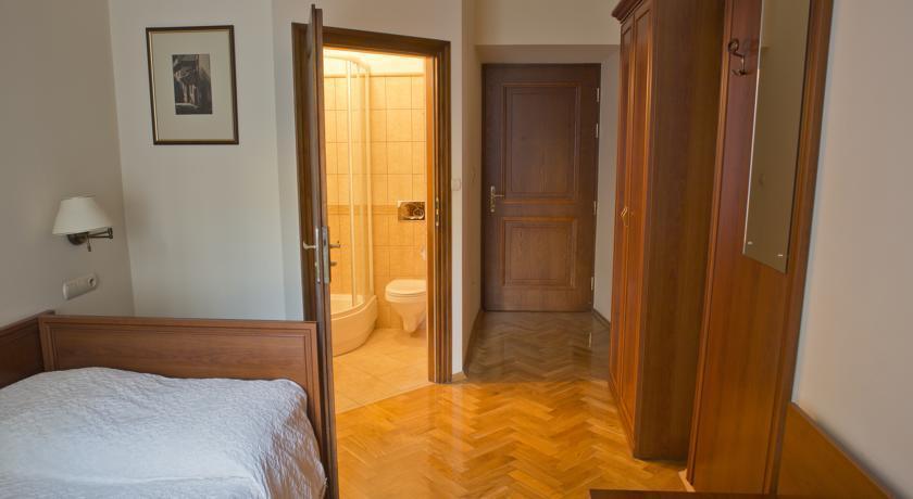 Aparthotel Basztowa Krakau Exterior foto