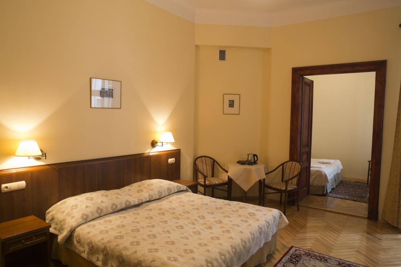 Aparthotel Basztowa Krakau Exterior foto